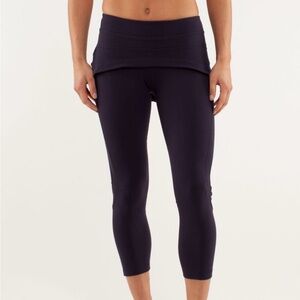 Lululemon Women’s Steadfast Crop Size 6 Style# W6861S Black Swan